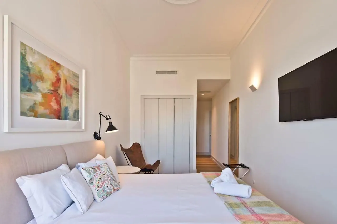 Unique 2 Bdr Apt Sea View Baixa Alfama D Appartamento Lisbona